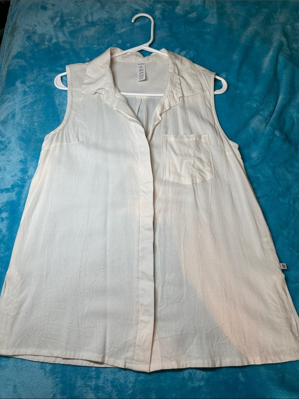Marika White Sleeveless Button-Down Shirt